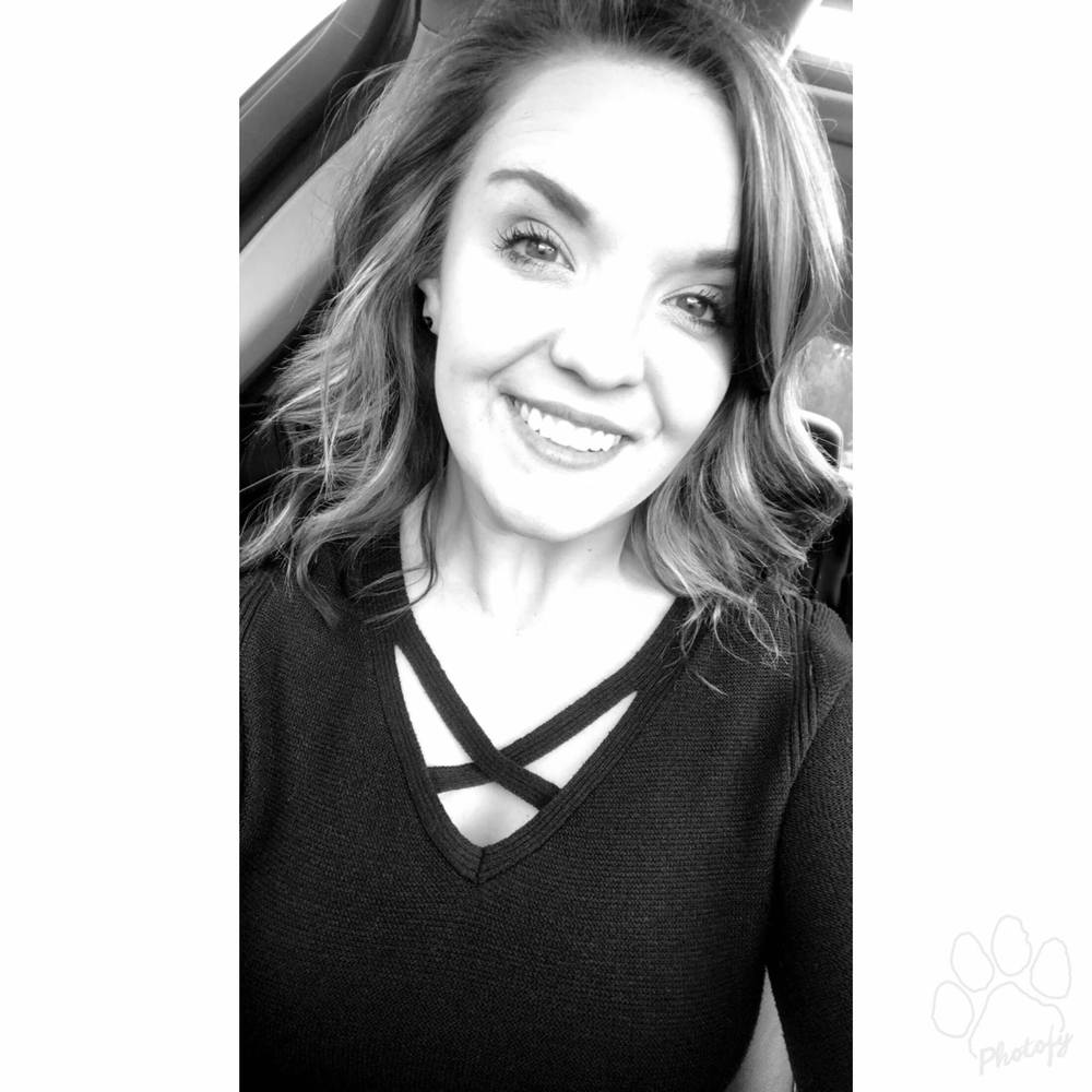 Meet your Posher, Casey